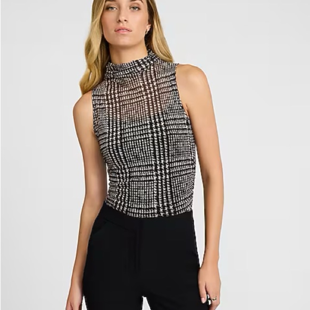 Sleeveless Mock Neck Plaid Print Top - Black/Cream